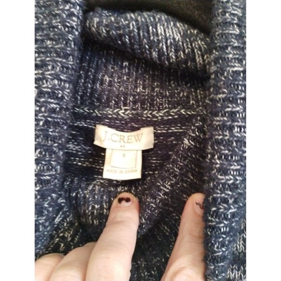 J.Crew Wool Blend dark blue and white turtle neck - Picture 3 of 6